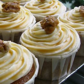 Vegan maple-walnut cupcakes with cream cheese frosting
